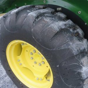 2015 John Deere 5065E